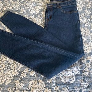 Dark wash Forever 21 skinny jeans